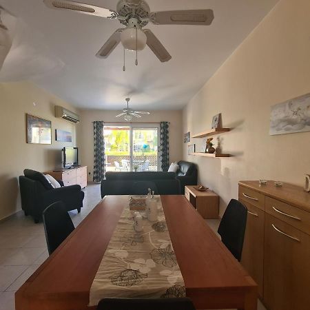 Serena Townhouse Пейя Екстер'єр фото
